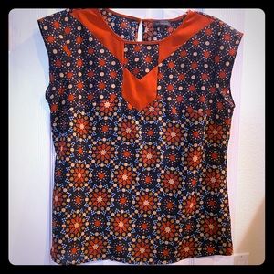 Retro pattern top